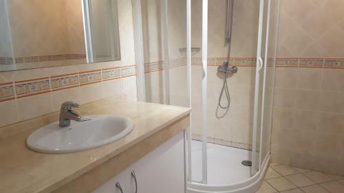 Luxurious Townhouse In Los Cristianos