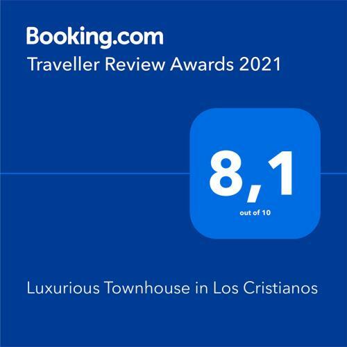 Luxurious Townhouse In Los Cristianos
