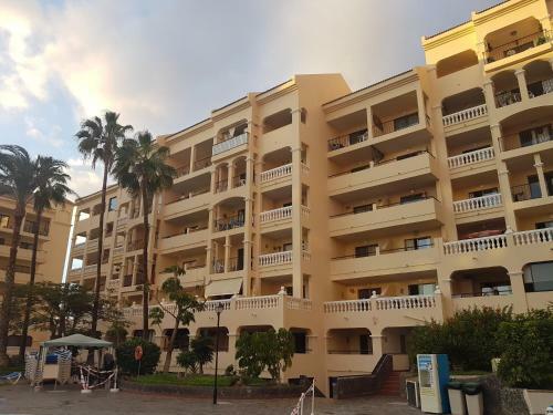 Apartamento New Luxury Duplex Castle Harbour Cristianos