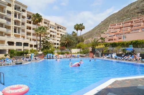 Apartamento New Luxury Duplex Castle Harbour Cristianos