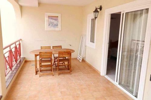 Apartamento B401 Los Cristianos 2 Bed 1 Bath Sleeps 4