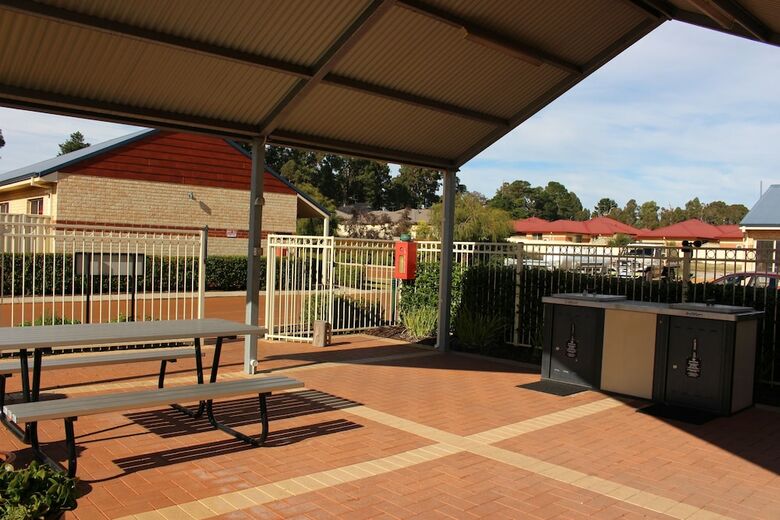 Collie Ridge Motel