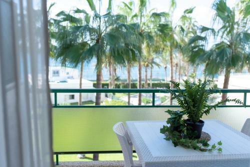 Apartamento Comodoro Cristianos Beach