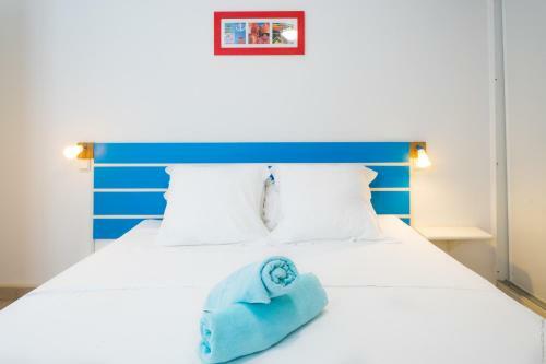 Villa Les Amandiers 8 Chambres Face � La Mer!
