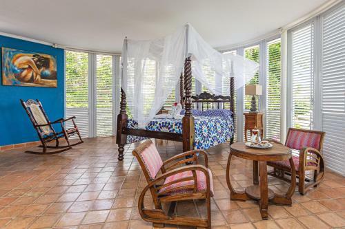 Au Claire De Lune