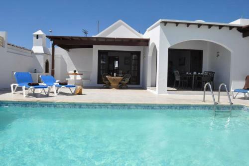 Incredible Villa Next To Promenade And Old Town