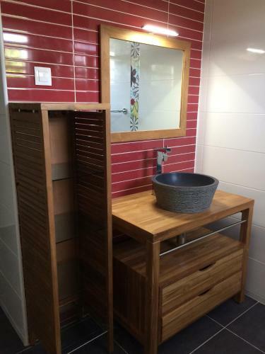 Villa May?irys Avec Jacuzzi Pour 5 Pers Proche Centre Ville