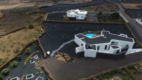 Villa Vulkano House