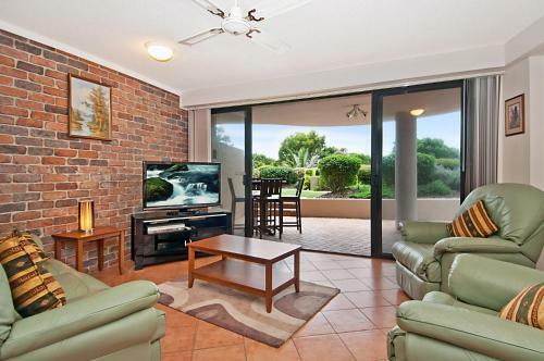 Apartamentos Windward Passage