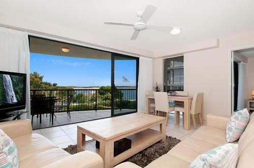 Apartamentos Windward Passage