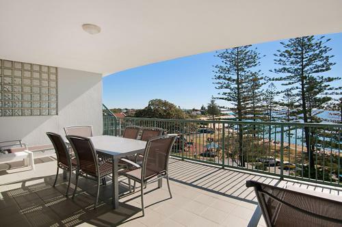 Hotel The Norfolks On Moffat Beach