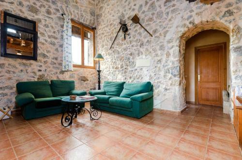 Yourhouse Deulosal, Agrotourism With Private Pool