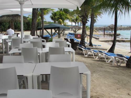 Apartamento Studio En Bord de Plage Avec Grande Piscine
