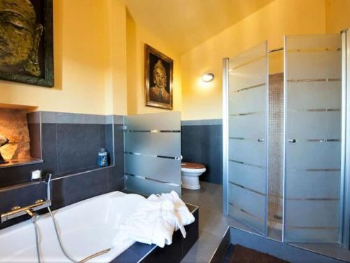 Luxury Villa In Manacor With Private Swimming Pool