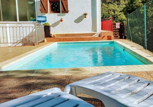 Abeleshome. Villa Con Piscina, Barbacoa Y Parque Infantil.