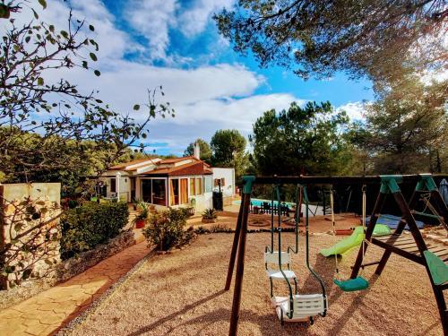 Abeleshome Villa Con Piscina, Barbacoa Y Parque Infantil.