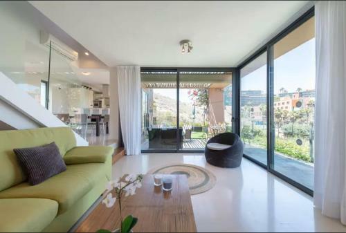 Beautiful Modern Villa In 5? Golf Resort