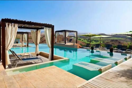 Beautiful Modern Villa In 5? Golf Resort