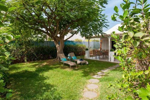 Apartamento Flamboyant Tree Garden Bungalow