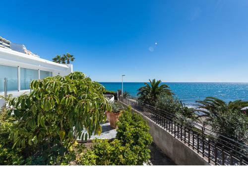 Chalet En La Playa San Agustin