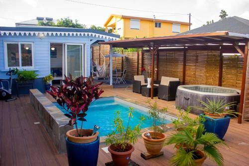 Hostal Les Bougainvilliers Tropicaux