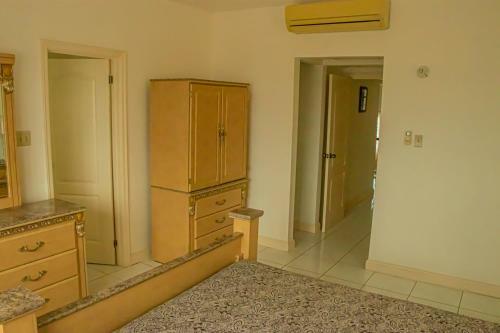 Hostal Holidays At Mango Walk Country Club