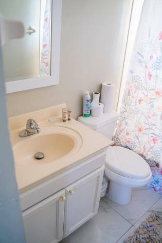 Apartamento Oceanfront Condo W/ Beach Access, Pool, & Gym (2f)