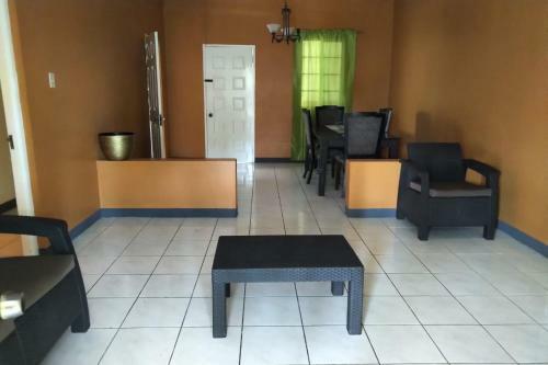 Unity Villa-private Bedroom Fan, Wifi,near Beach-c
