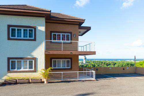 Apartamento La Vue, Montego Bay, Spacious King Bed Suite