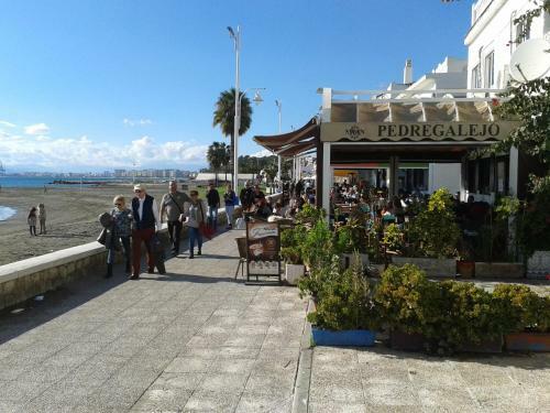 Apartamento Con 3 Piscinas Vistas Al Mar