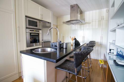 Apartamento Con 3 Piscinas Vistas Al Mar