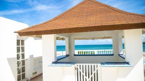 Apartamento Seacrest Beach Hotel