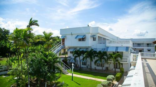 Apartamento Seacrest Beach Hotel