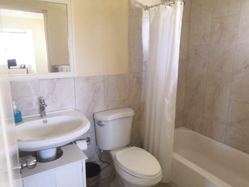 Juds Vacation Home In Hartlands Estate, Priory Ja
