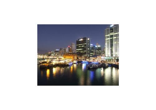 Apartamento Qv Princes Wharf Waterfront Apt With Balcony - 1030