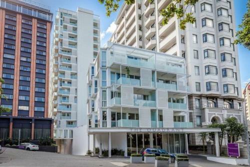 Cute Cbd Apartment With AC And Amazing Views