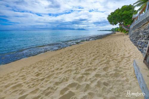 The Beach House In Punaauia