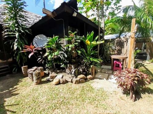 Moorea - Local Spirit Family 3