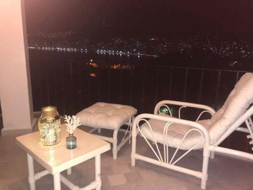 Apartment With Great Location And View To Acapulco