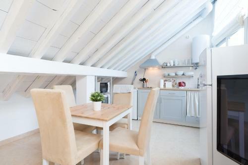 Apartamento Loft Con Gran Terraza En Primera Linea de Playa