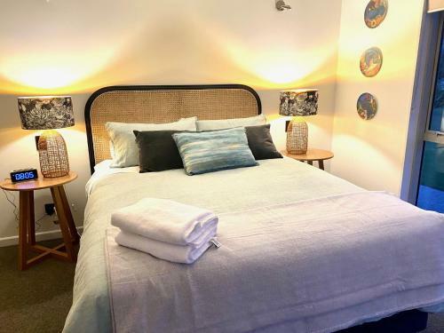 Waru Retreat Holiday Home - Mountain Luxury
