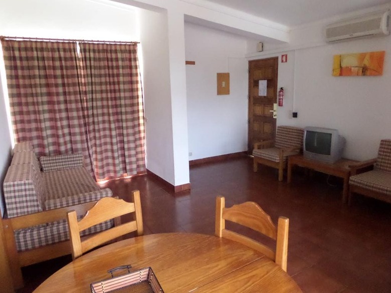 Hotel Clube Alvorf�rias
