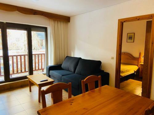Mikka Incles Apartamento