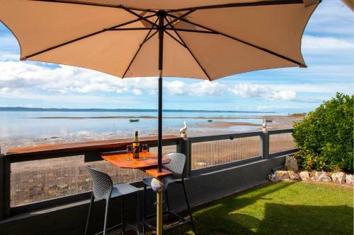 Villa Nature Lovers Waterfront Paradise In Boonooroo