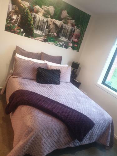 Bed N Breakfast On Pear Tree Lane