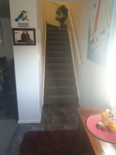 Bed N Breakfast On Pear Tree Lane