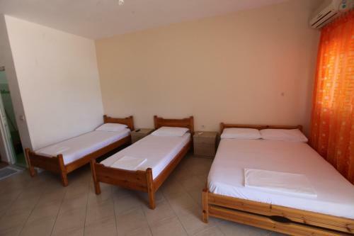 Alexia Apartments