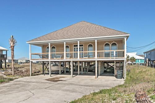 Bright Pastel Island Home With Sunset View And Grill!