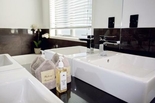 Luxury On Rutherford - Hanmer Springs Holiday Home