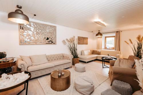 Wiesengut , Alleinstehende, Deteched, Austrian Style, Villa Mit Pool